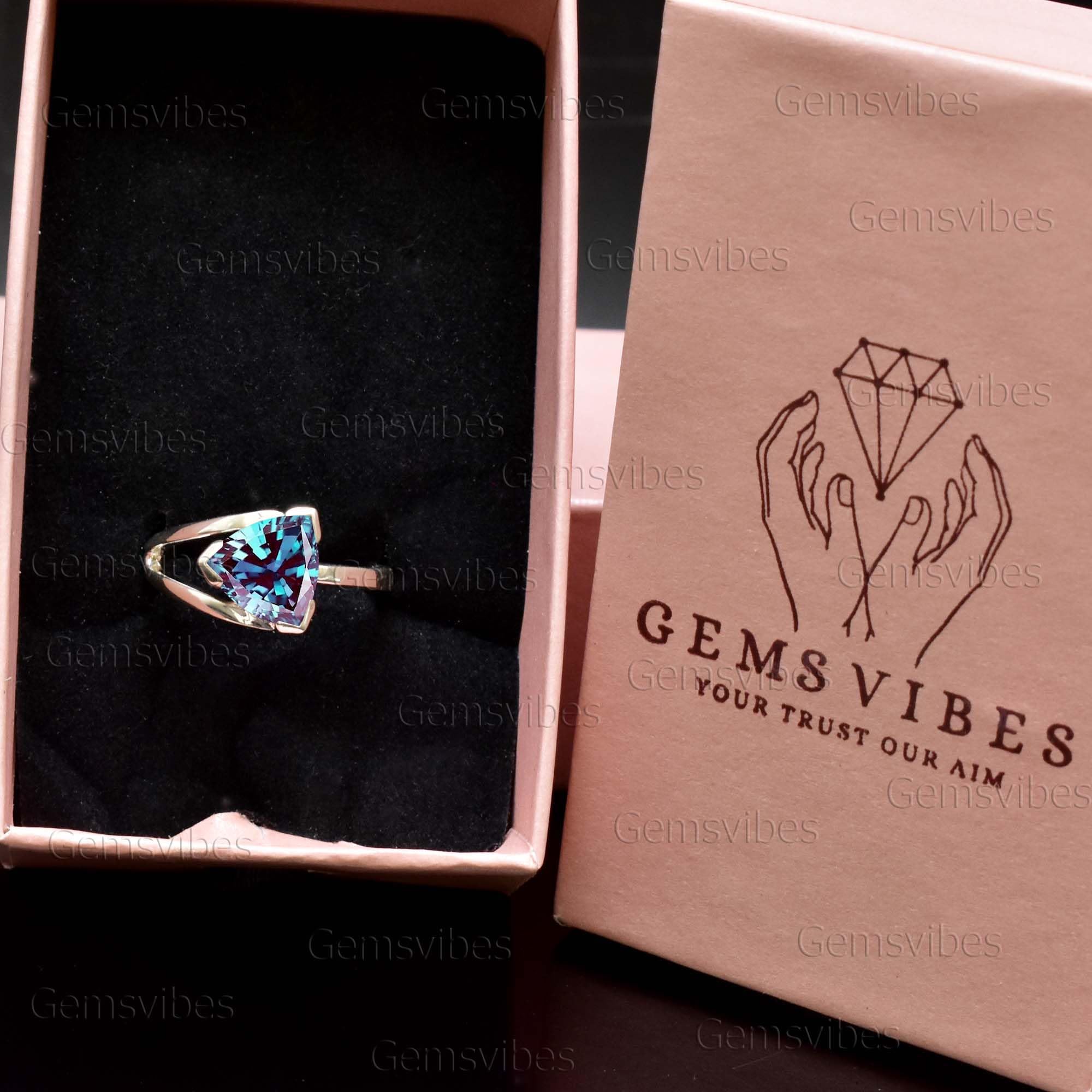 Anello con pietra preziosa di alessandrite che cambia colore per donna, anello in argento sterling 925, regalo di nozze per lei, elegante anello di alessandrite (oro giallo), misura 6