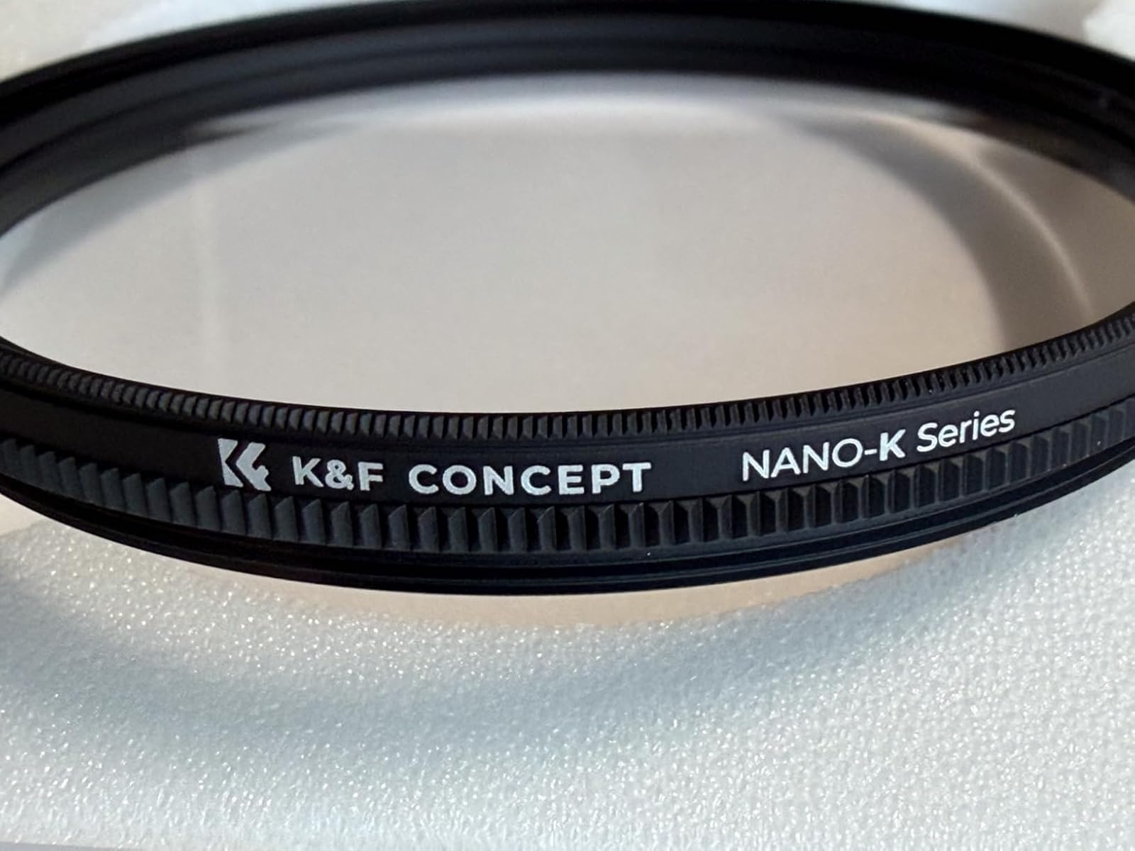 Extraordinary filter, especially for photography of objects with background lights...?