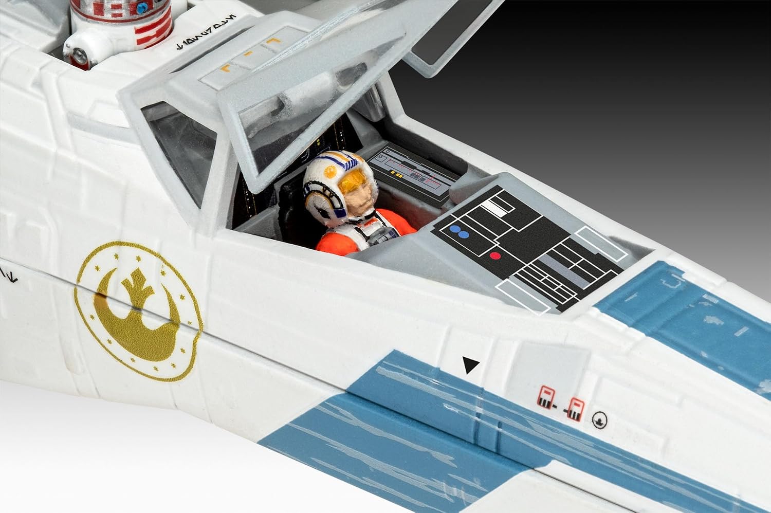 Revell The Mandalorian: New Republic X-Wing Fighter image 4