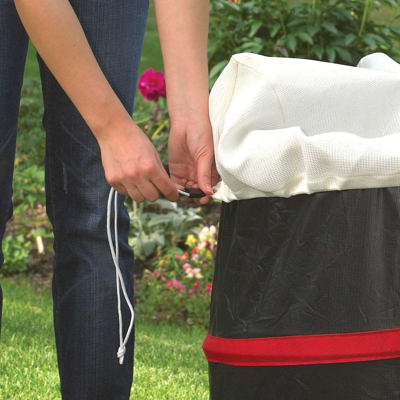 Toro 51502 Leaf Collection Blower Vac Kit, White
