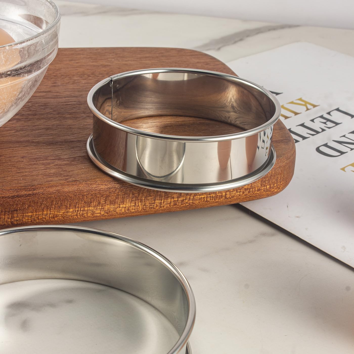 QRZLP 4PCS English Muffin Rings, 4 Inch Stainless Steel Crumpet Rings Round Metal Cooking Pastry Ring Molds for Baking.