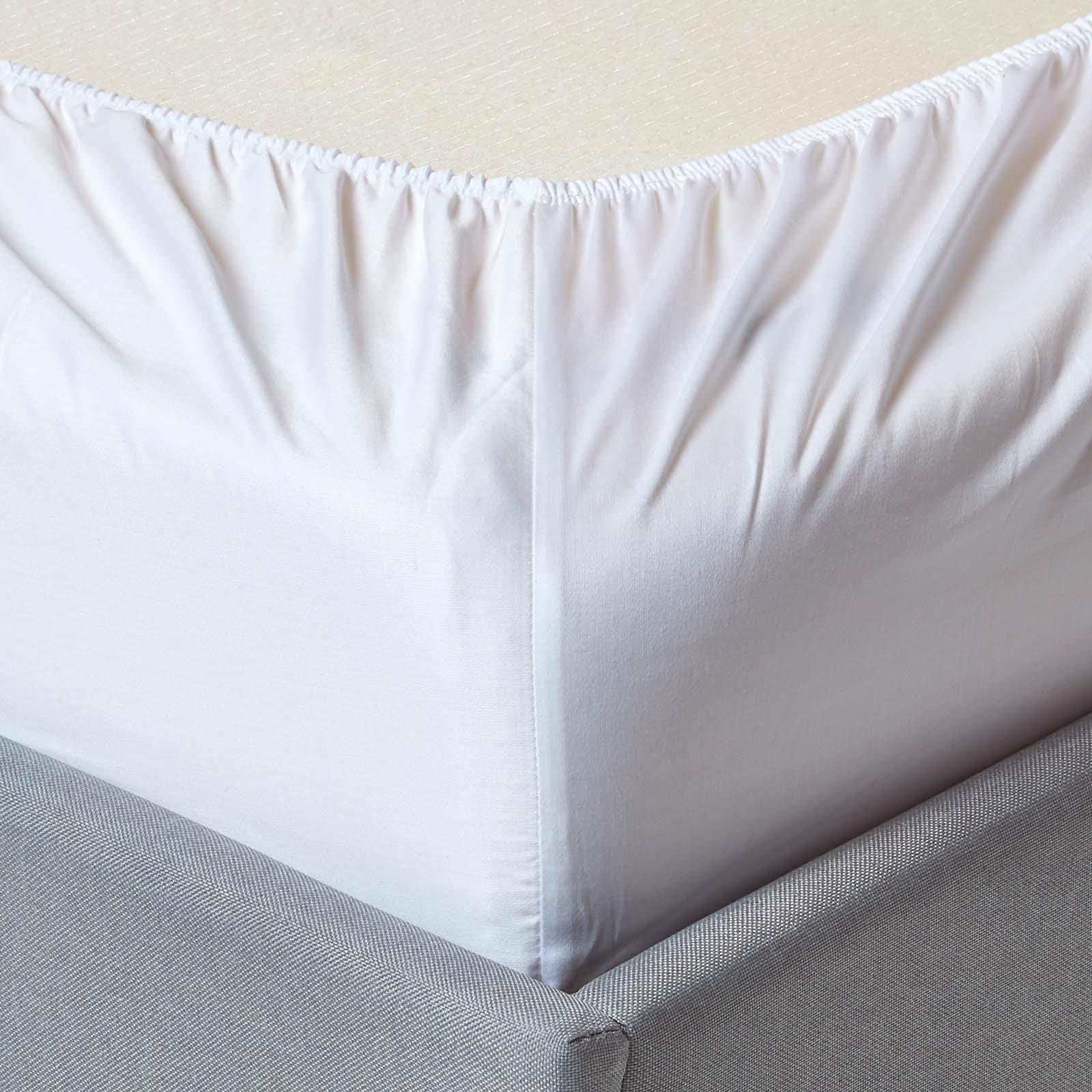 HOMESCAPES Set di 2 lenzuoli con angoli elasticizzati biologici, per lettino, 70 x 140 cm, bianco, per bambini, in 100% cotone biologico