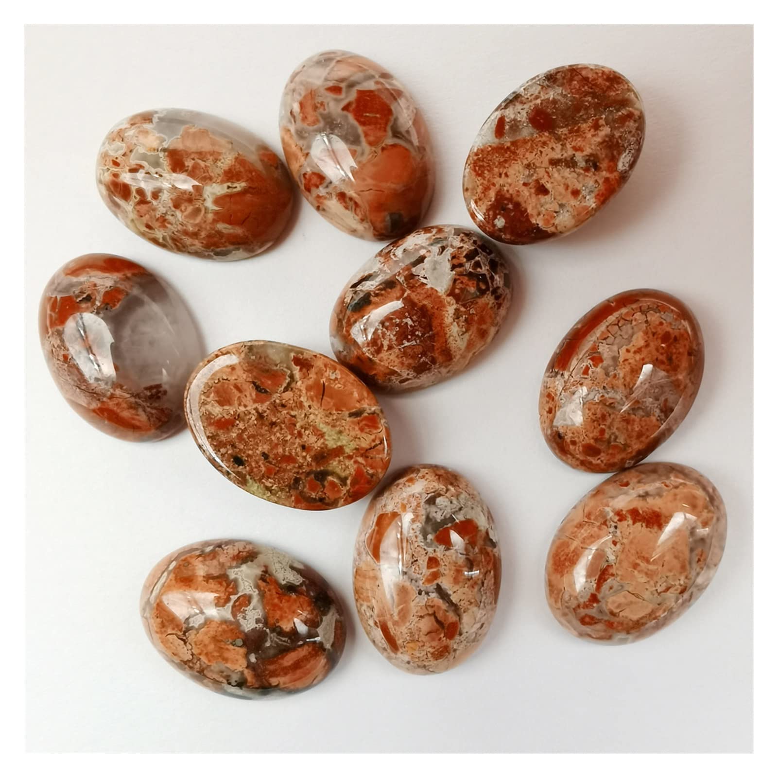 Cabochon cristal violet AMAZWI 18x13mm : offrez une pierre naturelle chargée d'histoire