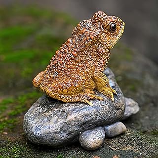 Lifelike Resin Toad Figurine - Hand-Sized 3.5"x2.2"x2.8" Frog Garden Decor, Weatherproof Outdoor Statue for Patio & Yard