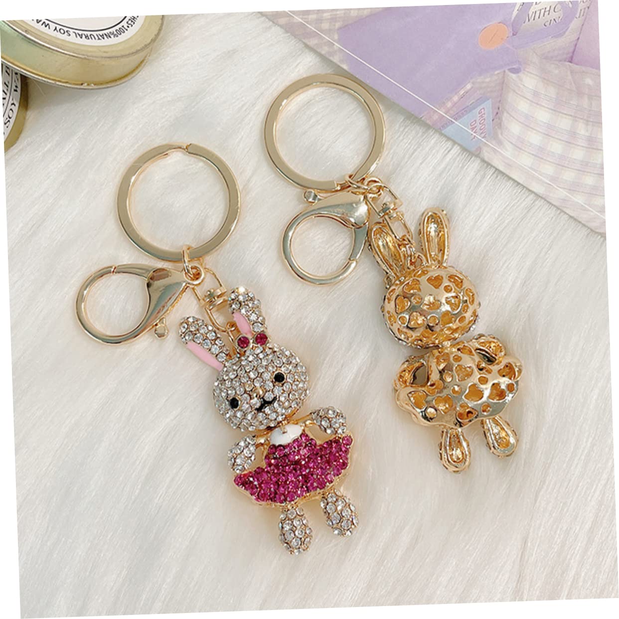 SHERCHPRY 4piezas Llavero De Conejo De Cristal Rhinestones Adorno Para Bolso Accesorio Ligero y Atractivo Para Claves y Mochilas Diseño Elegante y Moderna Decoración