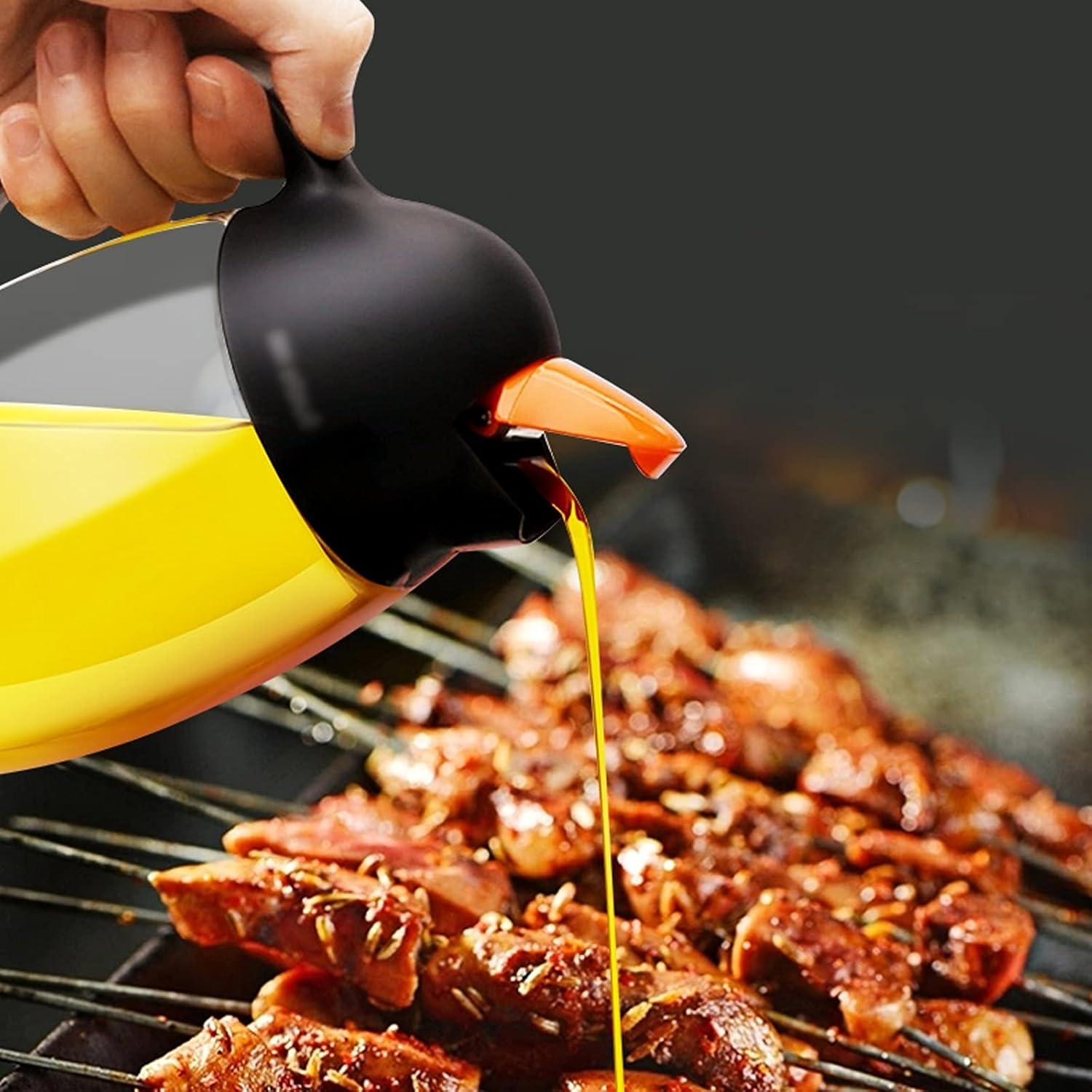 oil bottle 20.9 Oz Glass Oil and Vinegar Dispenser Bottle Household Automatic Opening and Closing Oil Bottle with Handle and Spout Kitchen Oiler oil sprayer