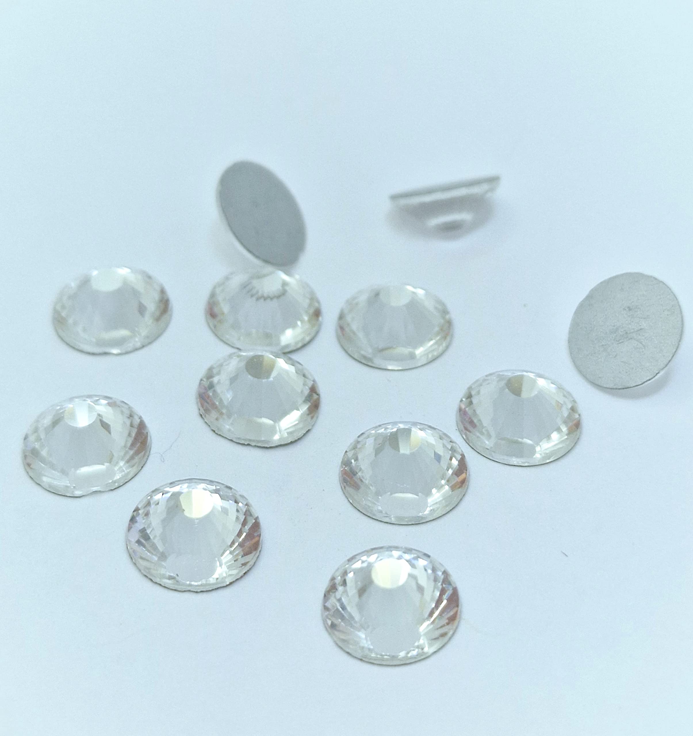 MajorCrafts® 140pcs 10mm ss50 Large Round Flat Back Non-hotfix Glass Cut Rhinestones Arts & Crafts Gems (Crystal Clear) — image 1