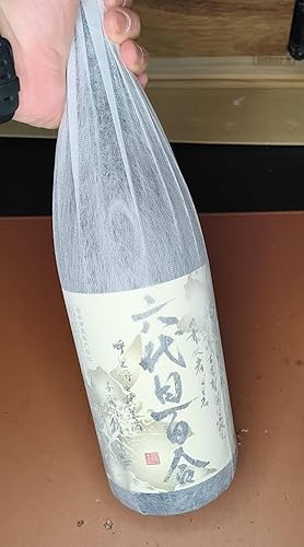 Amazon.co.jp: 六代目百合 芋焼酎 25度 1800ml : 食品・飲料・お酒