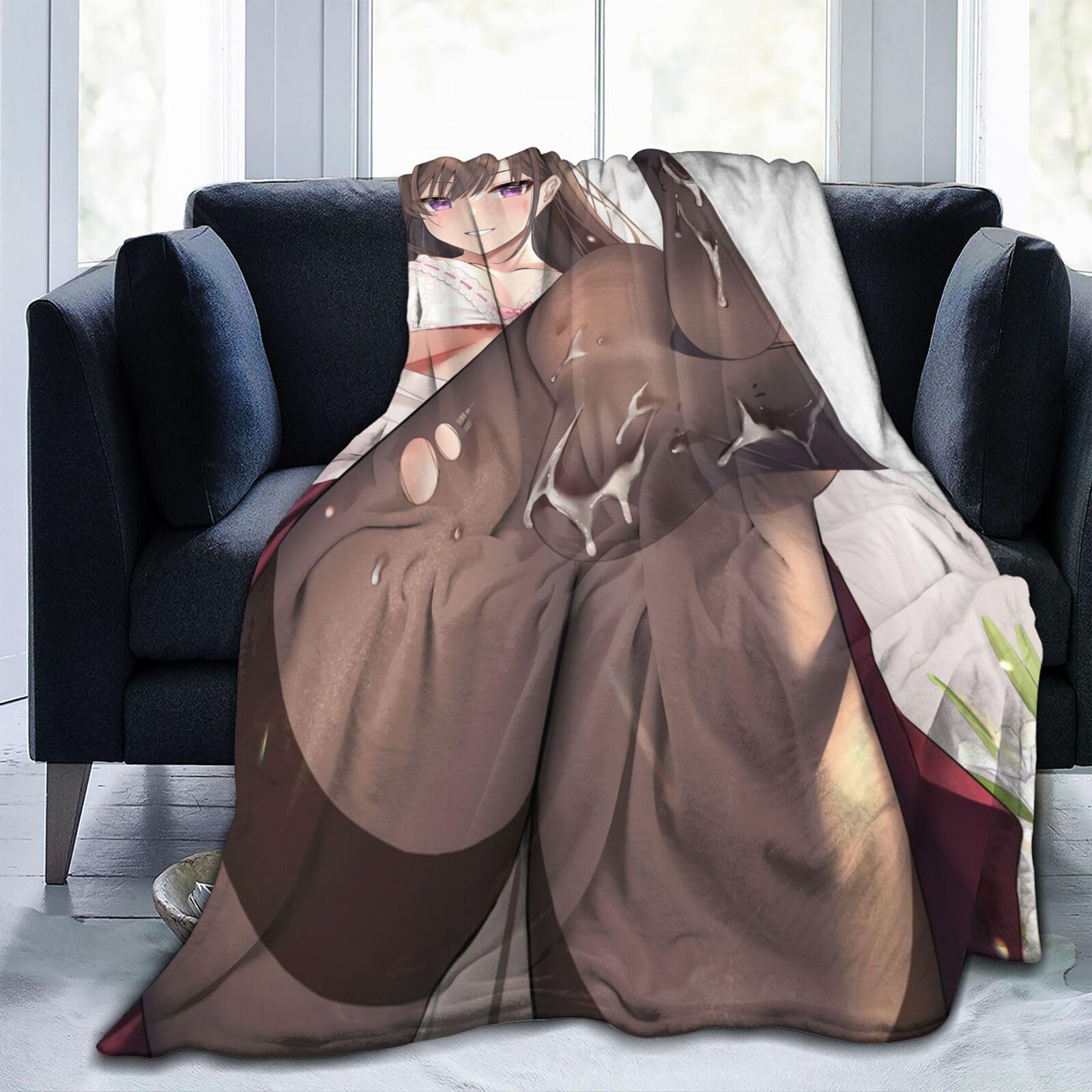 Amazon｜ブランケット 毛布 セクシー アニメ柄 女子高生 パンツ 黒