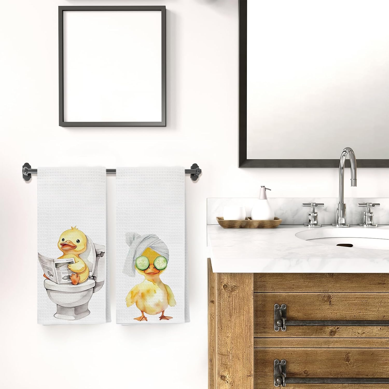 Funny Yellow Baby Duck Bathroom Hand Towels, Gifts for Duck Lovers, Cute Ducks Reading Newspaper Decorative Hand Towels for Bathroom Toilet Washroom Restroom, 16x24 Inch Set of 2