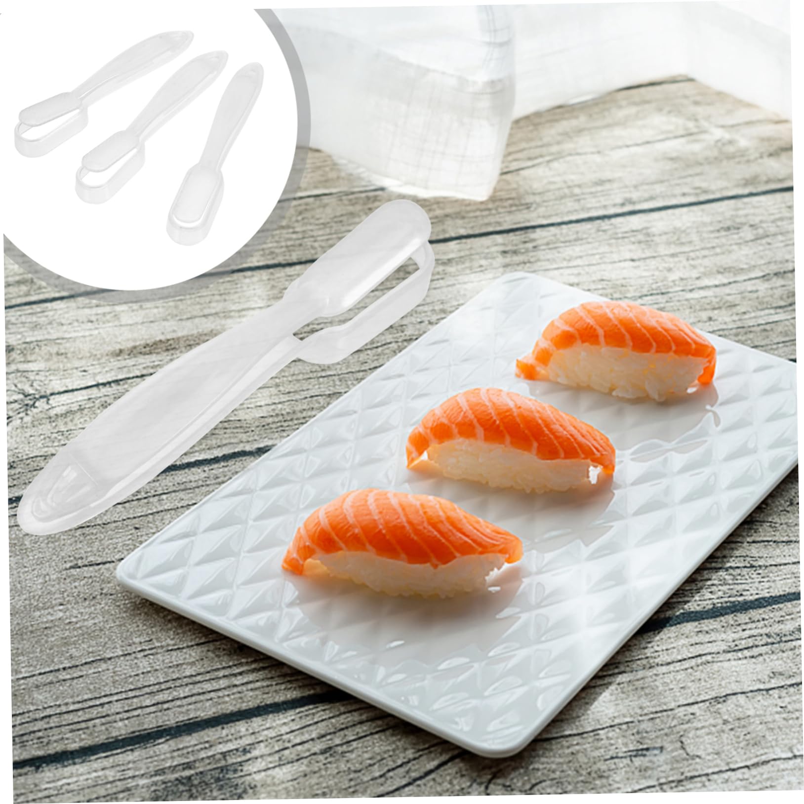 SOLUSTRE 3Pcs Handheld Sushi Molds Plastic Rice Ball Maker Kit for Home Cooking Odorless and Food Decor Accessories present for