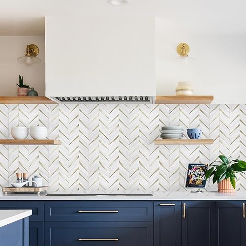 Vista 16 de STICKGOO Azulejos de espiga de 10 hojas para despegar y pegar, mármol Calacatta mezclado con PVC dorado claro en muro, azulejos de pared Calacatta