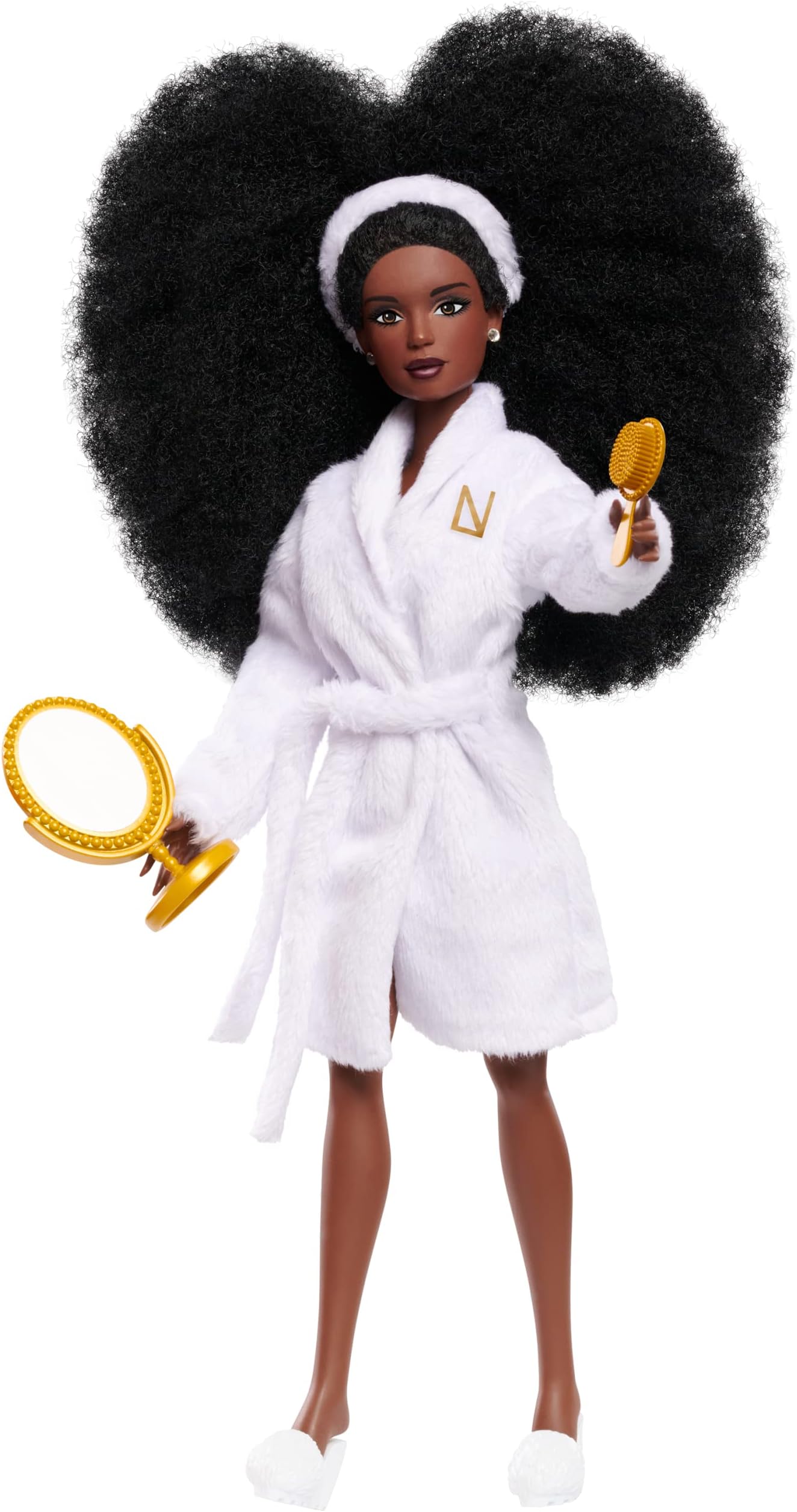 Just Play Naturalistas Fashion Pack Wash Day 5-Piece Outfit and Accessories Set for 11.5-Inch Tall Naturalistas Dolls, Designed and Developed by Purpose Toys (Doll Sold Separately)