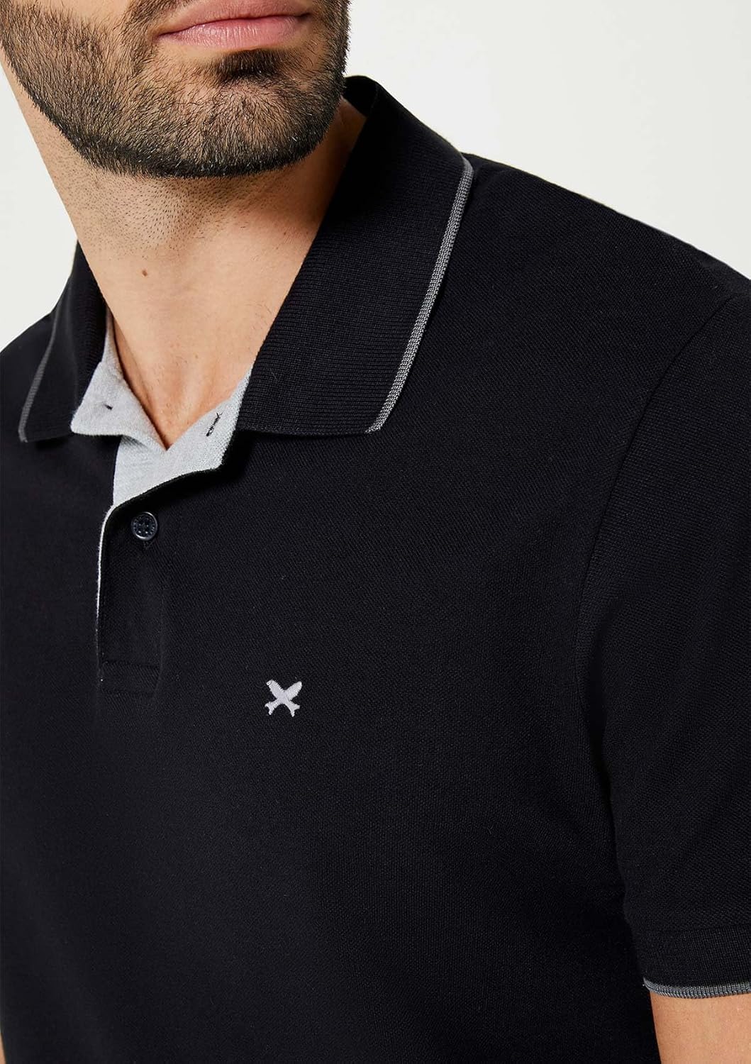 Camisa Polo Básica Masculina Em Malha Piquet Com Bordado em promoção! Veja a oferta e mais achadinhos de Camisetas 8 Hoje é o melhor dia para comprar Camisa Polo Básica Masculina Em Malha Piquet Com Bordado com aquele preço maroto! Promoção! Aproveite a oferta! 8