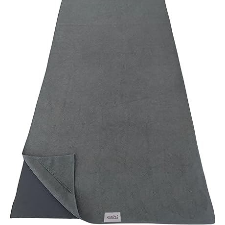 Non-Slip Yoga Mat Towel with Convenient Corner Pockets