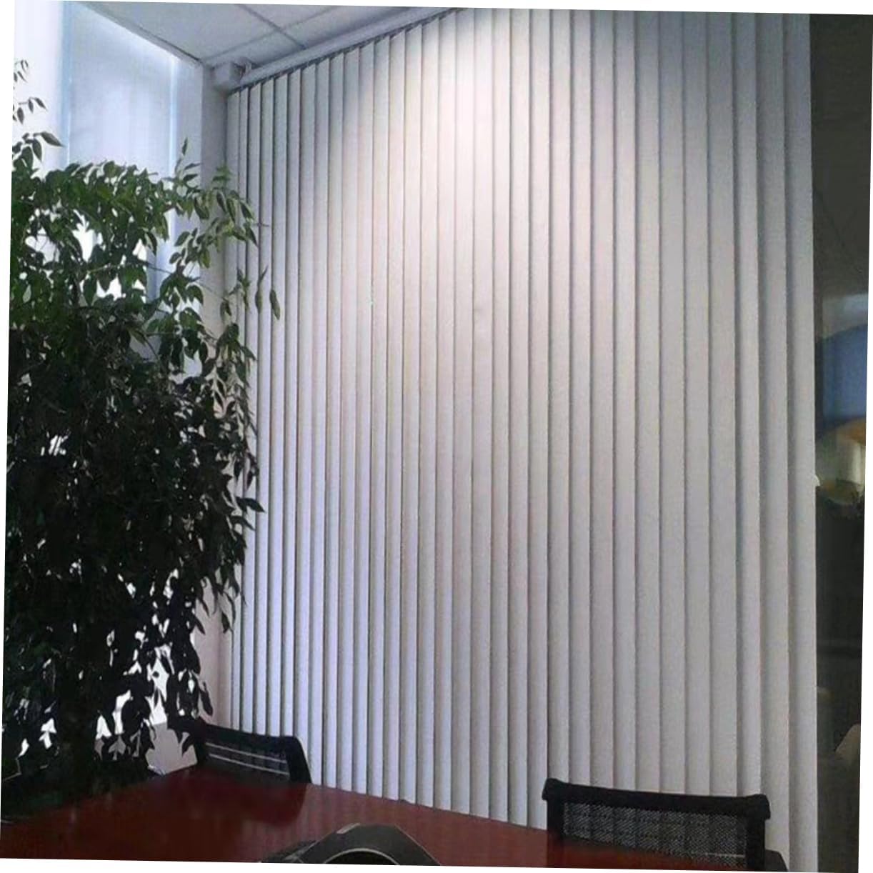 GLEAVI 2Pcs PVC Vertical Replacement Blinds Slats Window Blind Repair Parts with Precision for Easy Installation Compatible with Door and Window Curtains