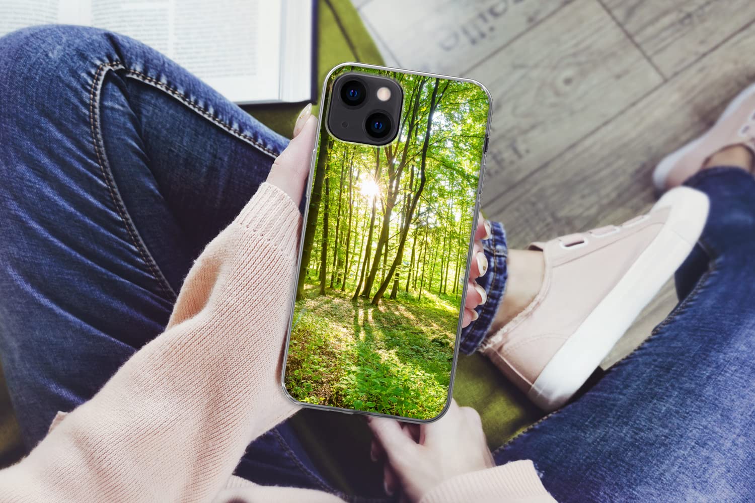 MuchoWow Funda para iPhone 13 - Naturaleza - Árboles - Bosque - Verde - Luz Solar - Funda de Silicona/Funda Blanda para teléfono móvil