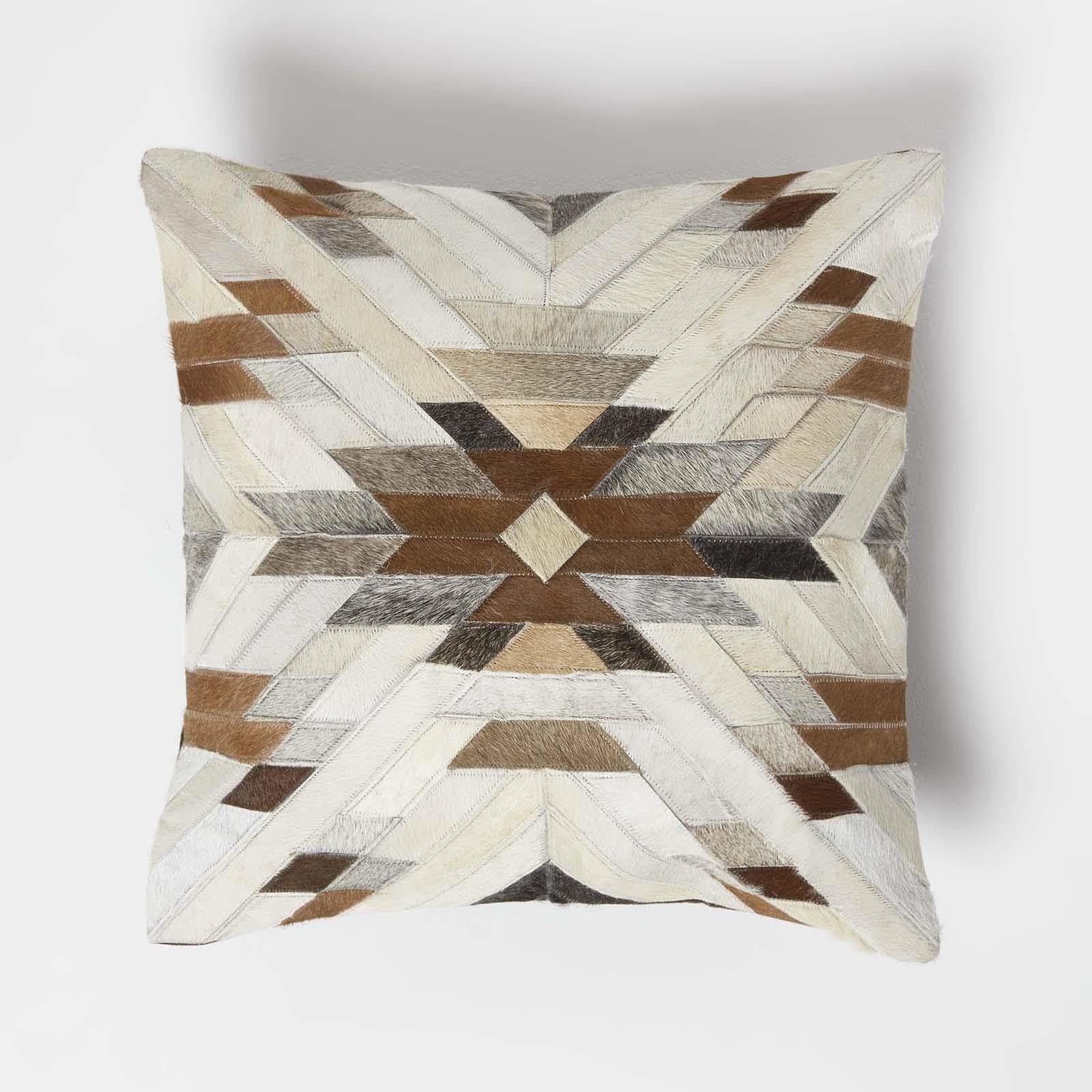 Homescapes Geometric Star Leather Cushion 45 x 45 cm in Brown | Size: 45cm x 45cm