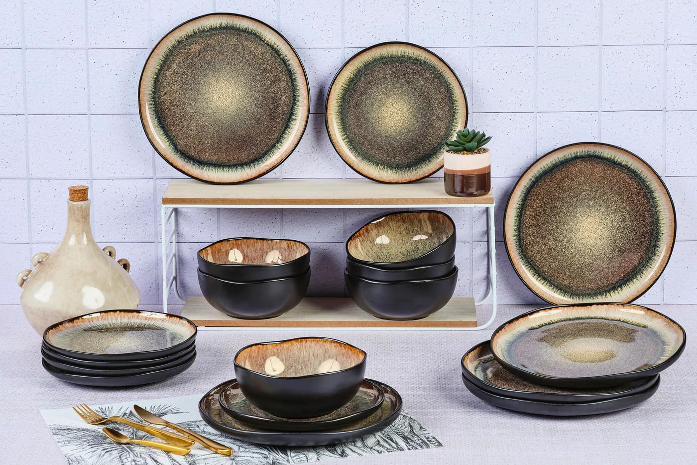 BJORN SR-LEIRM26 Service de Table IRIS MARRON SAUVAGE, 18 Pièces, Grès avec Émail Réactif, Dégradé Beige et Marron, Compatible Lave-vaisselle et Micro-ondes, pour 6 Personnes