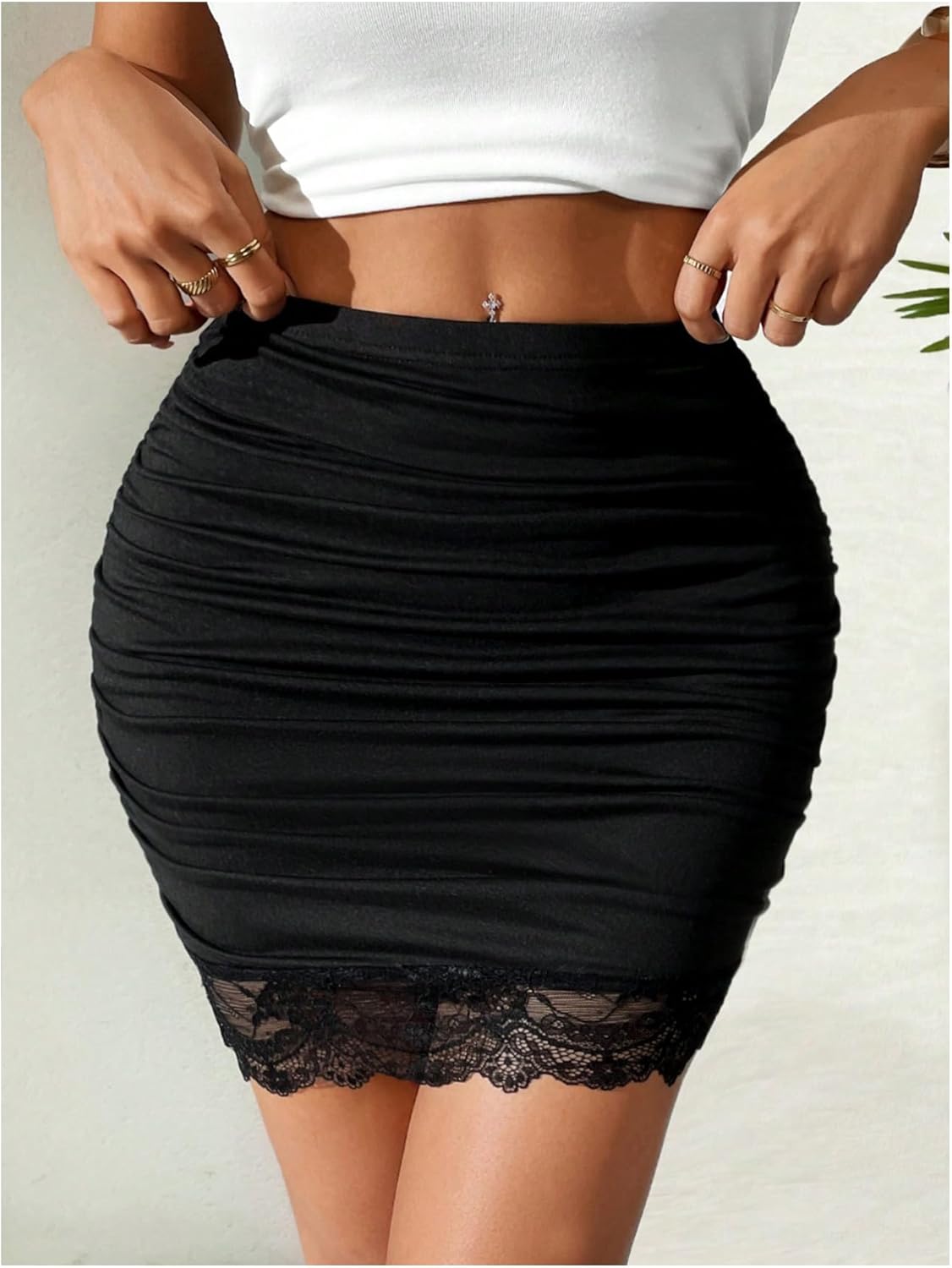 Milumia Women's Lace Trim Ruched Bodycon Mini Skirt Going Out Sexy Pencil Skirts - Image 5