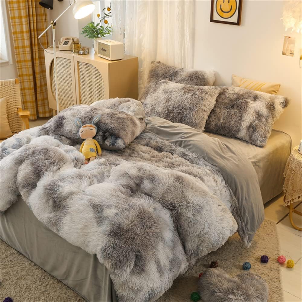 Faux Fur Plush Comforter Set Queen Size - Grey White Fluffy Fuzzy Shaggy Bedding Set - 3PC Microfiber Soft Warm Quilt Set - Image 4