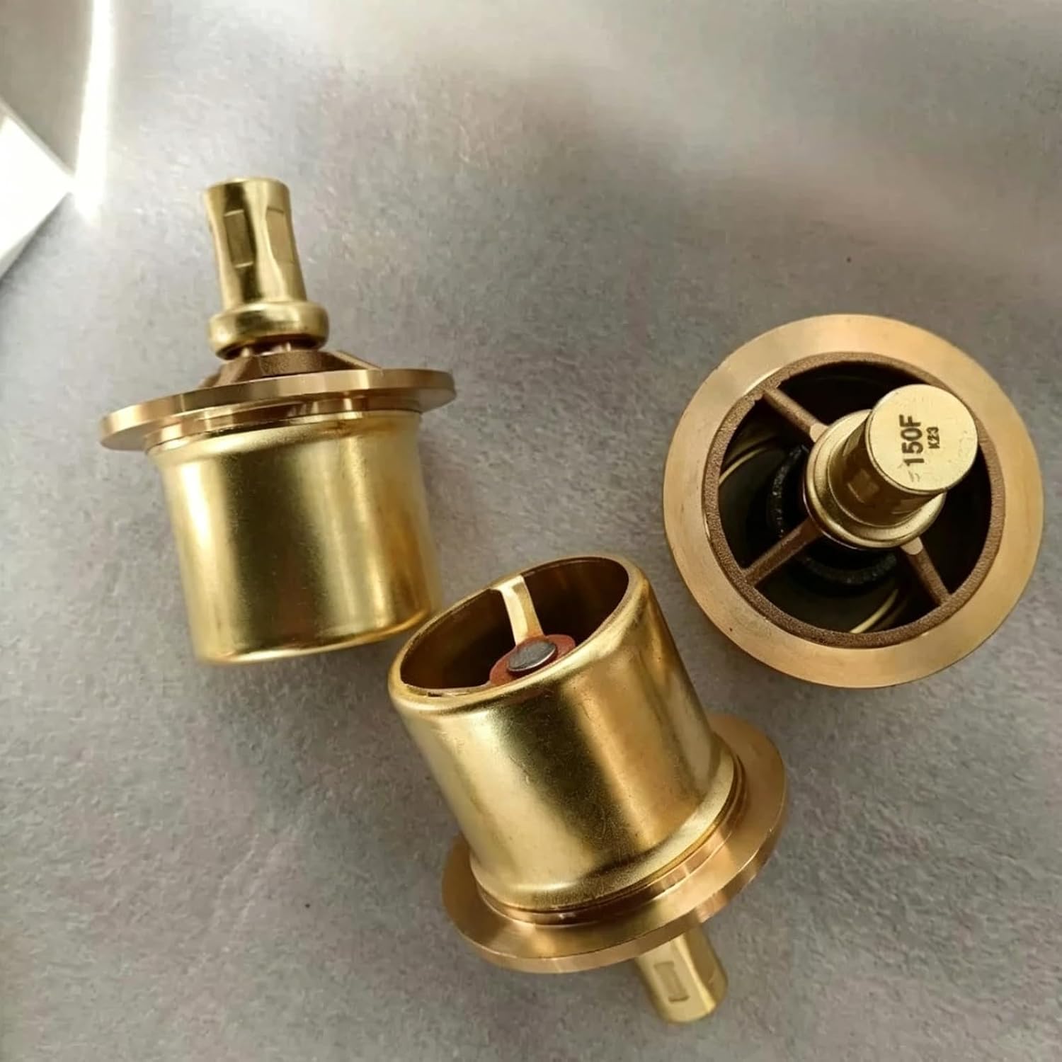 Thermostat Valve 88298000-562 88298000562 Compatible for SulIAir Compressor Replacement Parts