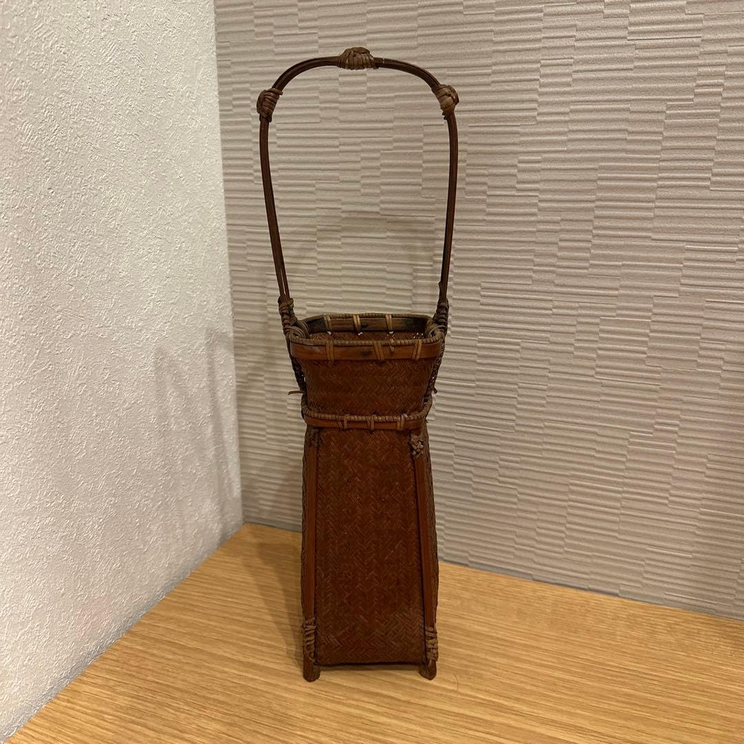 Amazon｜有馬籠 竹花入 花器 華道具 伝統竹芸 竹籠 花入 茶道｜花立