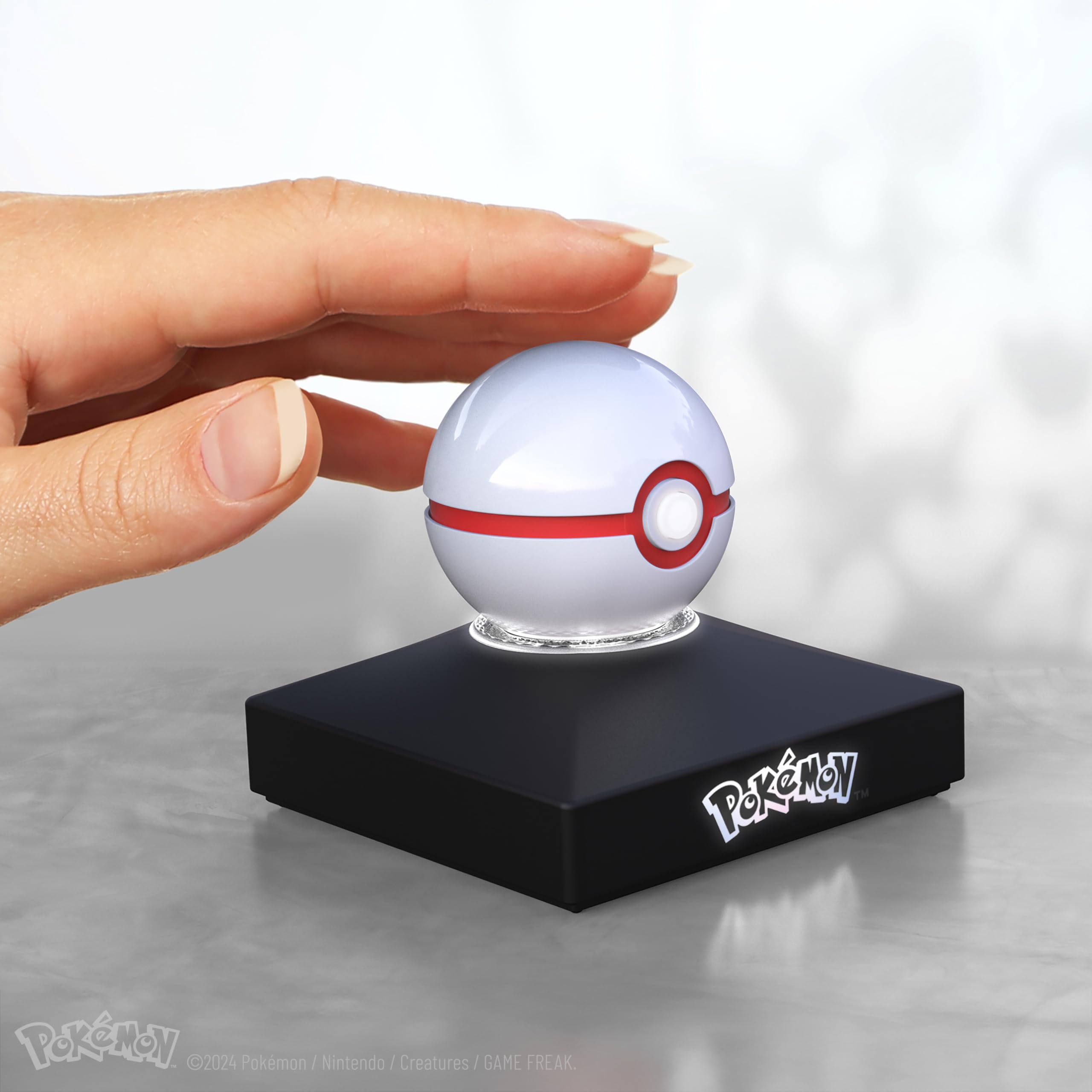 The Wand Company Pokémon Trainer Mini Poké Ball authentic replica (Mini Premier Ball), Multicolor - Image 2