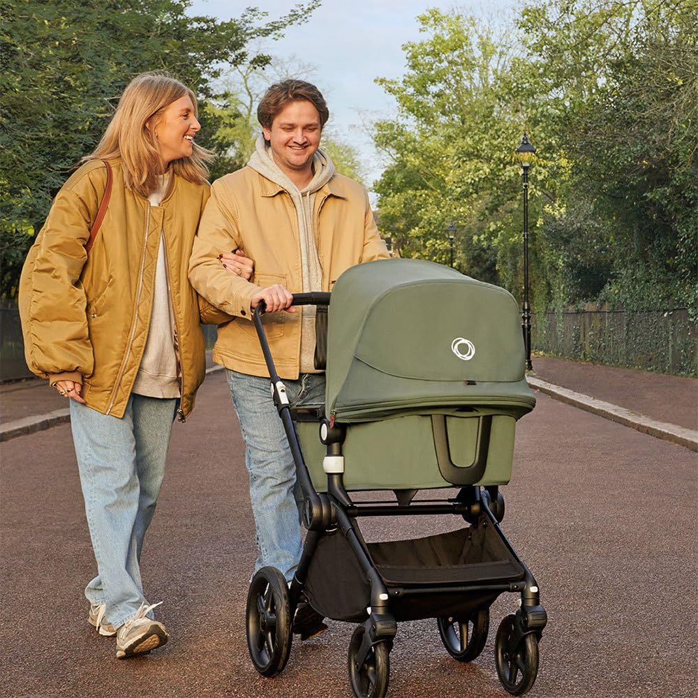 Bugaboo Fox Cub, Passeggino Multi-Terreno Leggero e Resistente, Design Robusto e Cappottina Extra-Large, Sistema di Chiusura in un Unico Pezzo che Resta in Piedi, Desert Beige