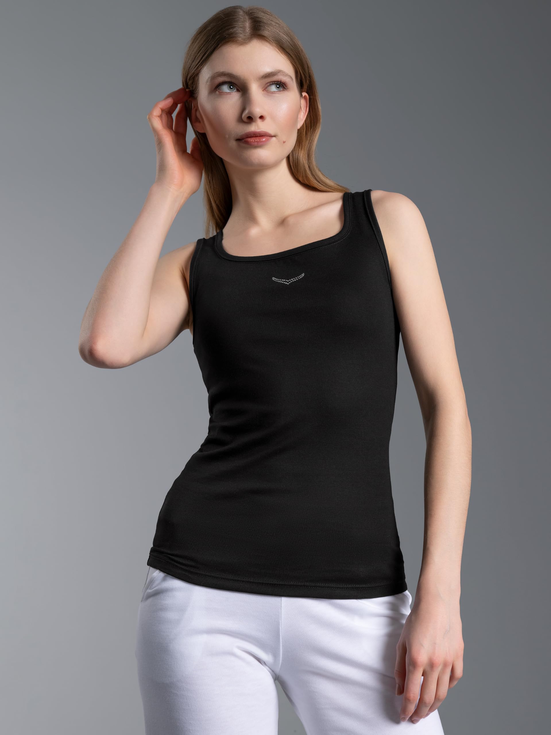 TRIGEMA Trägershirt mit Kristallsteinen