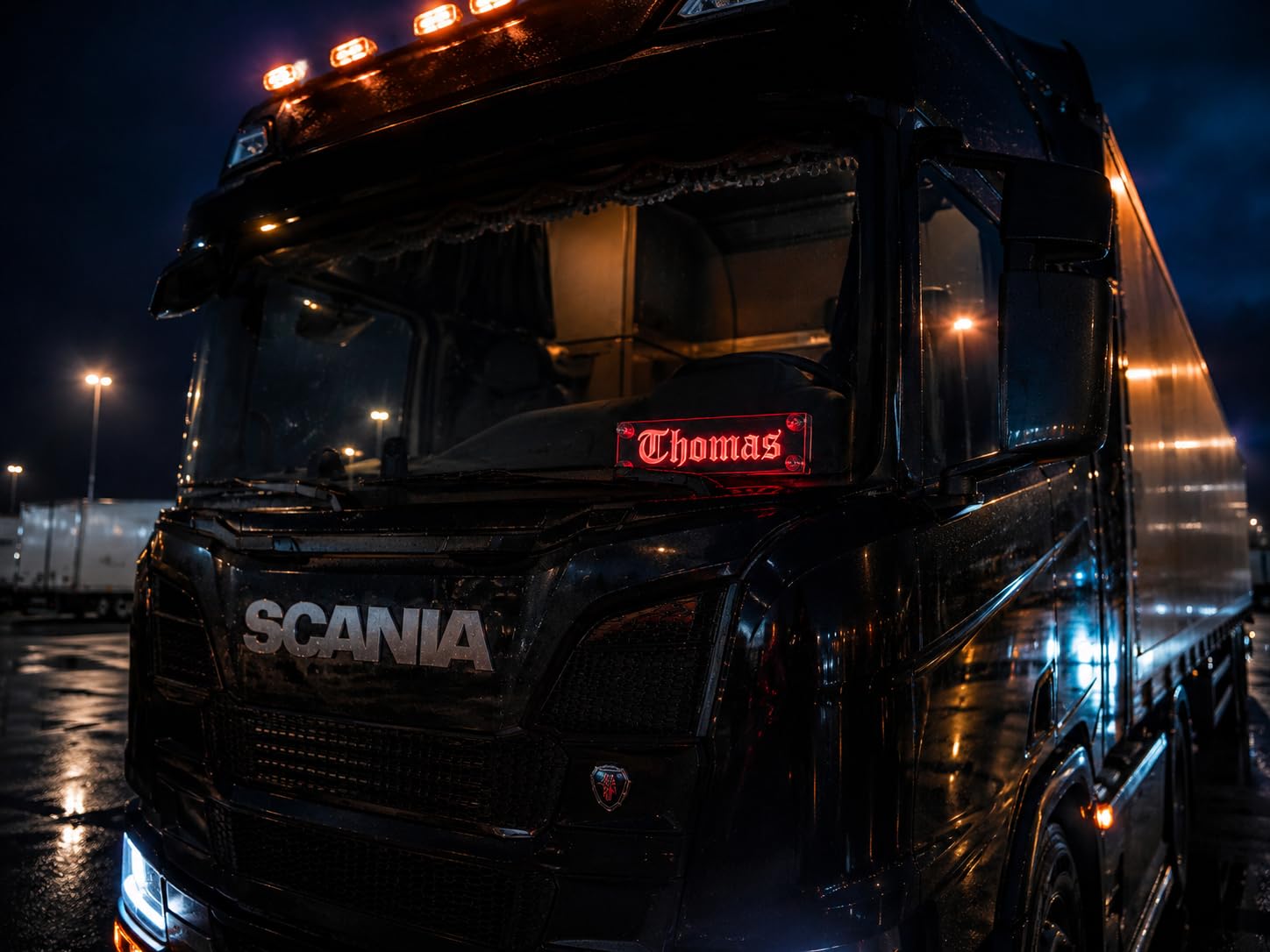 LKW Namensschild Beleuchtet mit Saugnapf | Personalisiertes LED Schild für LKW Fahrer | RGB Innenbeleuchtung 12V/24V | Blendfreies Truck Zubehör Innenraum | Best Trucks Europe