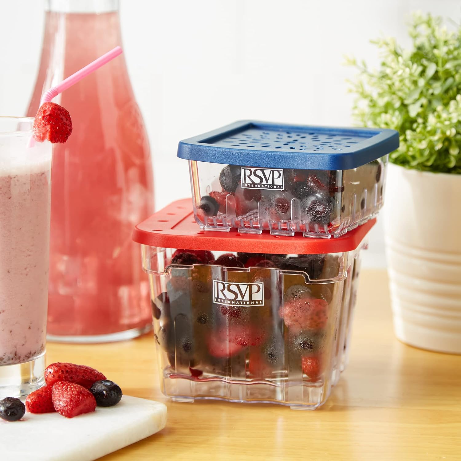 RSVP International Reusable Food Storage Collection Berry Keeper Set, Red 5.125x4.125", Blue 4.25x2.125"