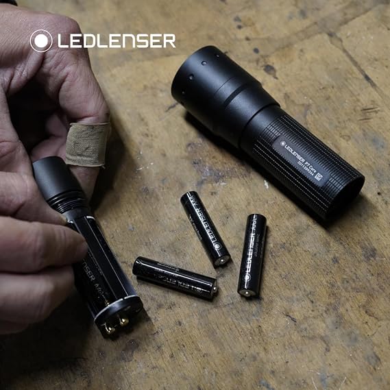 Ledlenser P7 Core El Feneri | 25 saate kadar aydınlatma süresi, odaklanabilir, 175 g, IP54, el kayışı ile yürüyüş, gezi, kamp için ideal | 2020 [Enerji Sınıfı A+++]