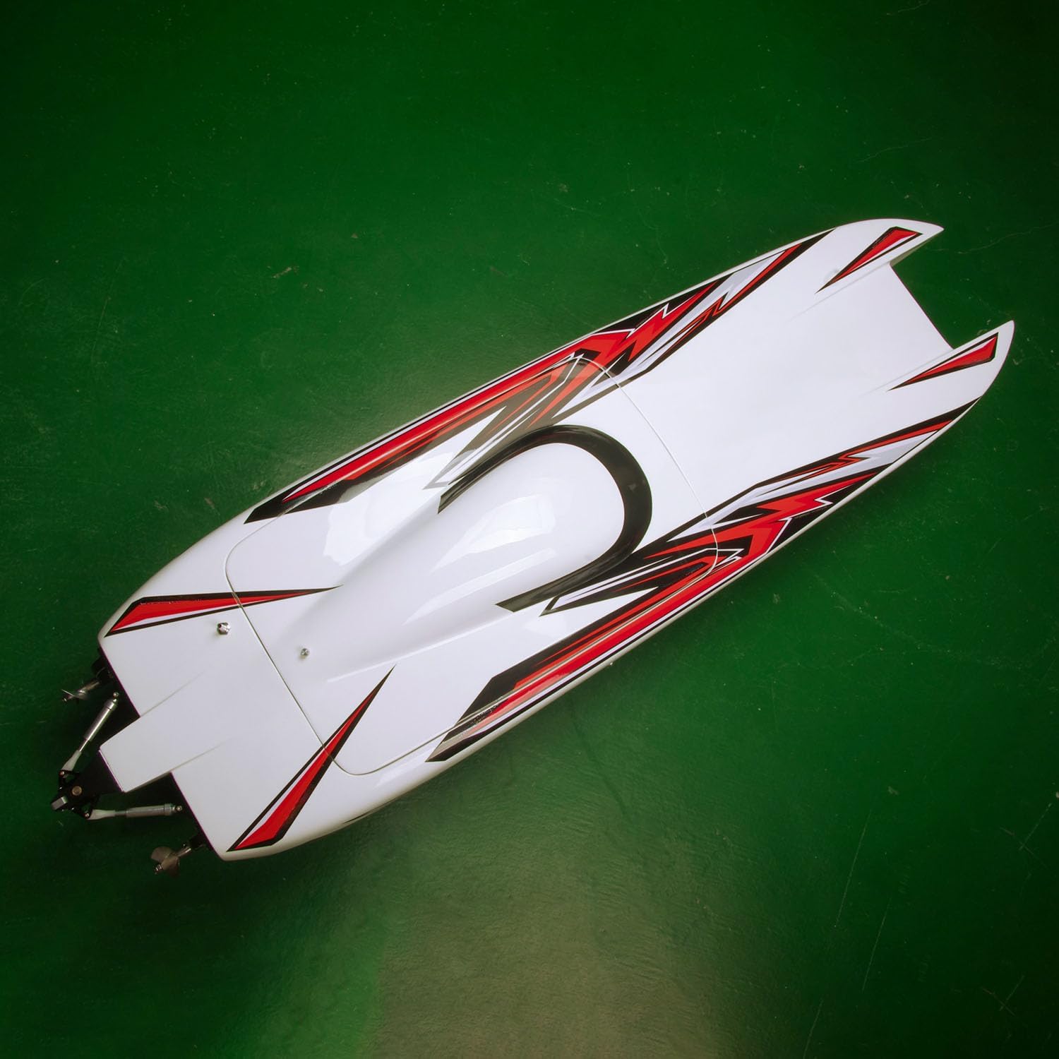 DtRC E33 Remote Control Electric High Speed Boat Fiberglass RC WateRCraft Boat Model Cooling System Dual Motor 120A Esc Painted Hobby Grade Model for Adult Hobby(White)