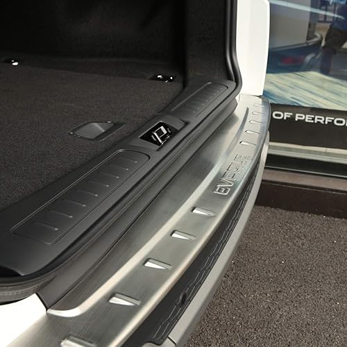 Miniatura 9 de YIWANG 304 Stainless Steel Car Outside Rear Protector Sill Plate Bumper Frame Trim For Land Rover Range Rover Evoque 2012-2019 Accessories (Black)