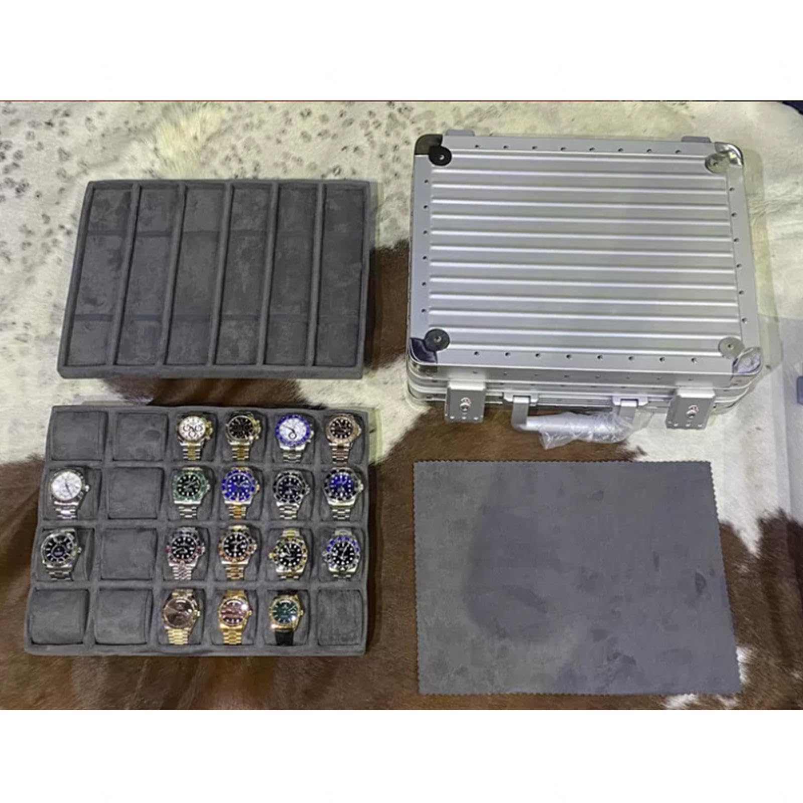 Pudełko na Zegarki 24+6, Aluminiowa Walizka do Podróży,Gray | Organizer na zegarki z wyjmowanymi tackami, miękkim wnętrzem i miejscem na paski, bransoletki oraz akcesoria.,Gray