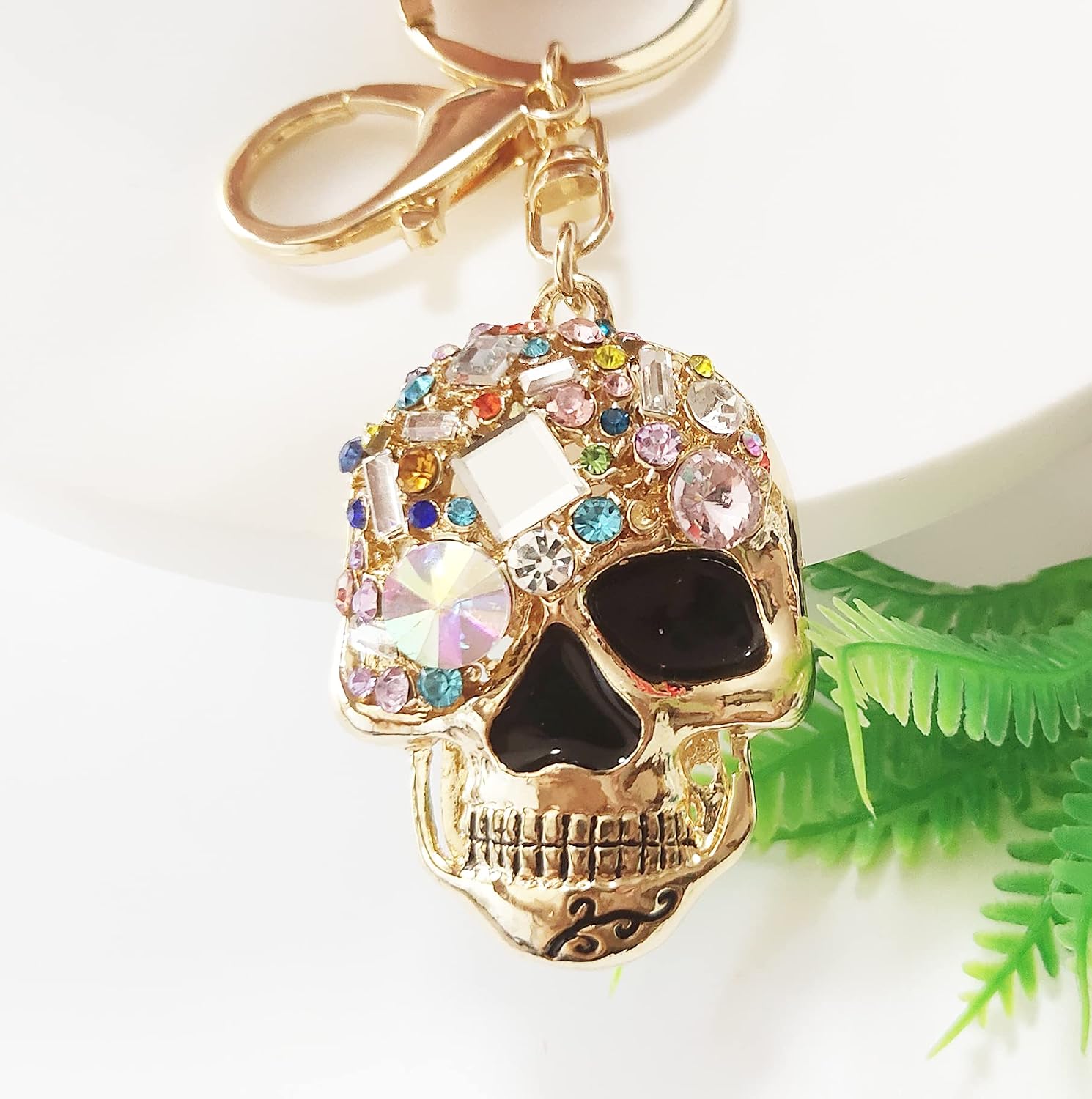 Skull Key Keychains 3D Creative Novelty Blings Crystal Skull Animal Keyrings for Women Girl Charm Purse Handbag Gift