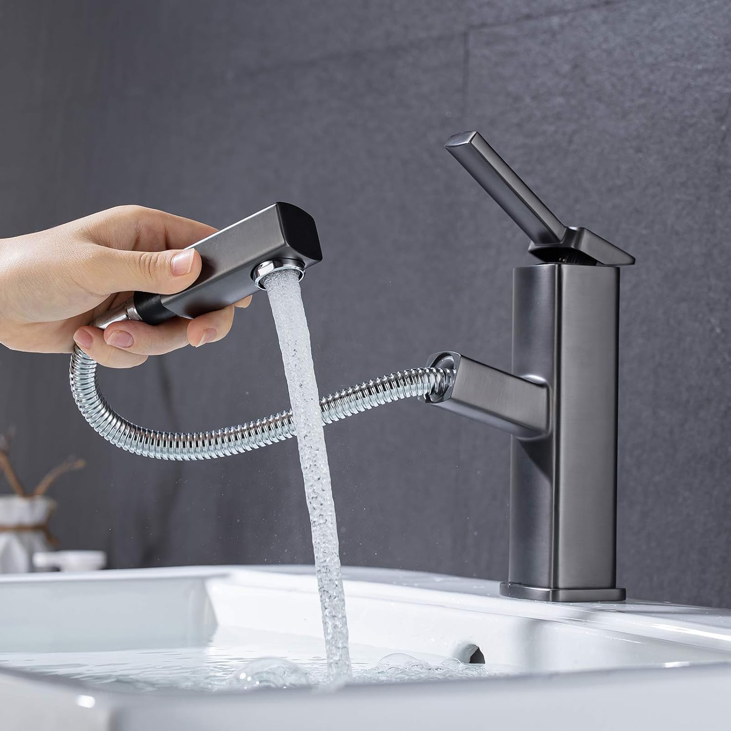 KAIYING Bathroom Sink Faucet with Pull Out Sprayer, Single Hole Utility