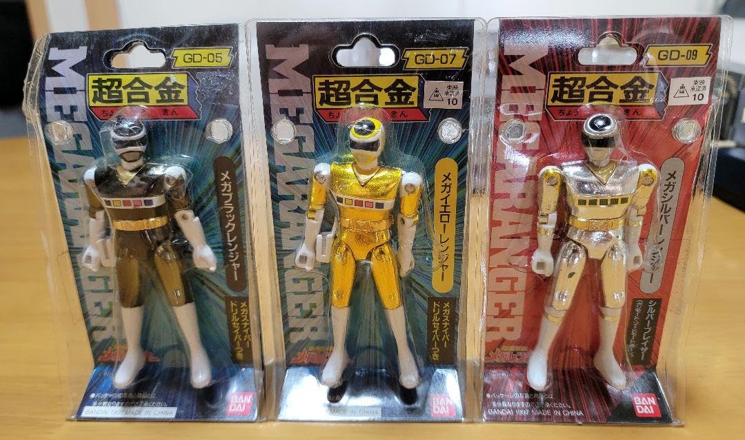 Amazon.co.jp: 超合金 メガレンジャー 3体 : おもちゃ