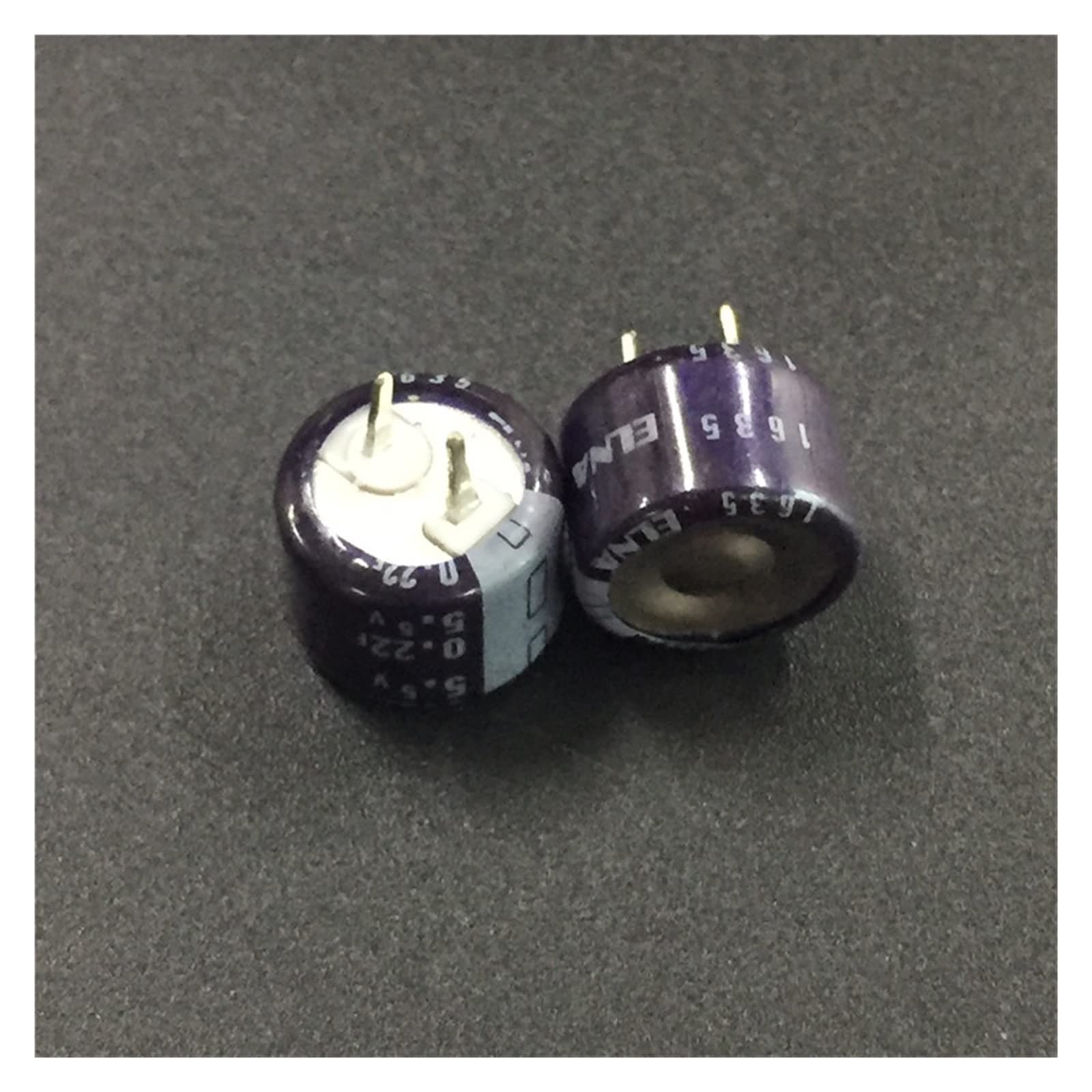 Condensateur Super 5.5V0.22F pour maintenir l'heure de votre domotique lors des coupures