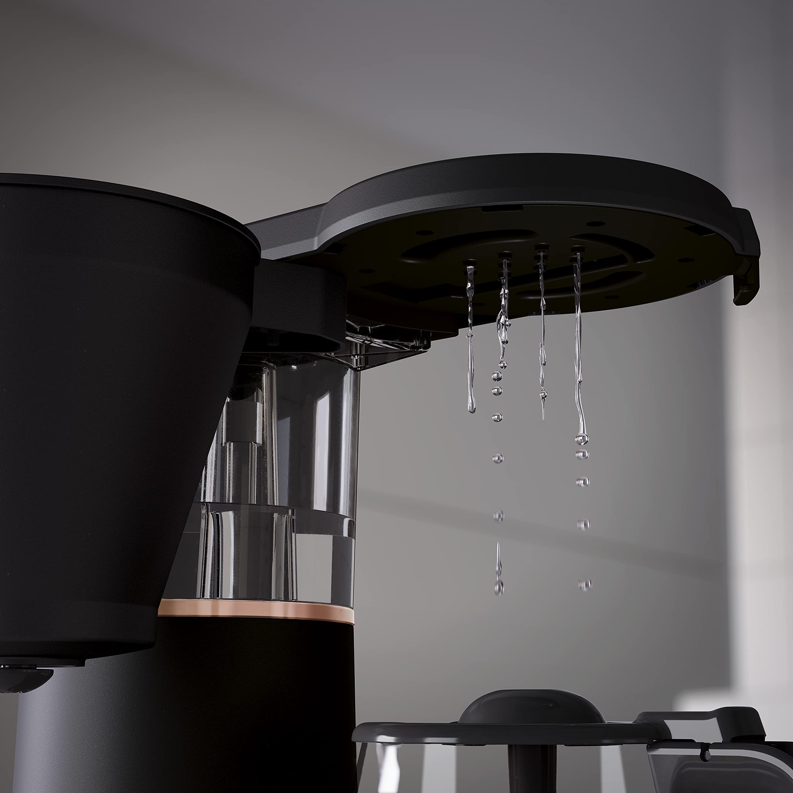 Electrolux Macchina da caffè Explore 7 E7CM1-2GB, sperimenta il gusto del caffè davvero buono, tecnologia di versamento automatico, caffettiera per 1.1 litri, colore Granite Black