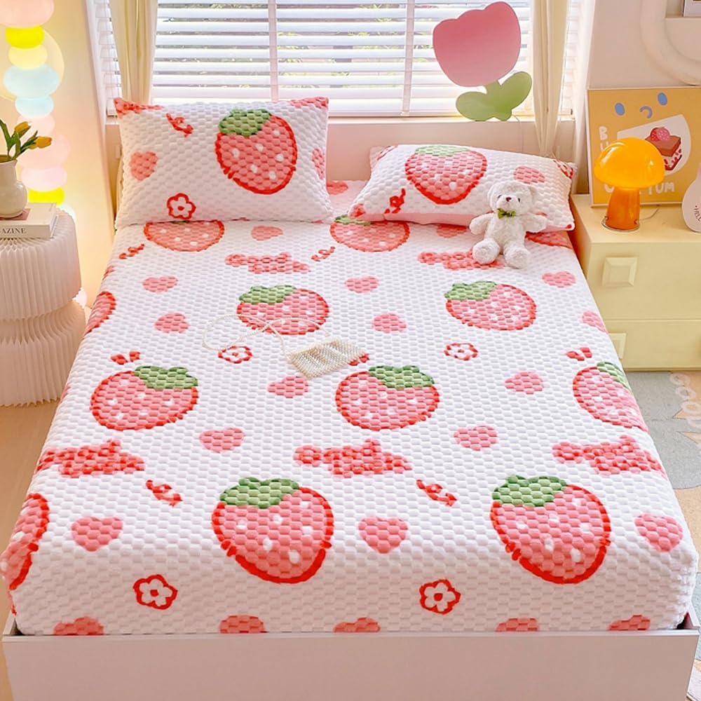ZIQINPSQ Cozy Fleece Fitted Sheet California King Size - Ultra Soft Fuzzy Bed Sheets for Winter, Deep Pocket 15'' Velvet Plush Bottom Sheet Only (Anti-Static & Warm), Strawberries