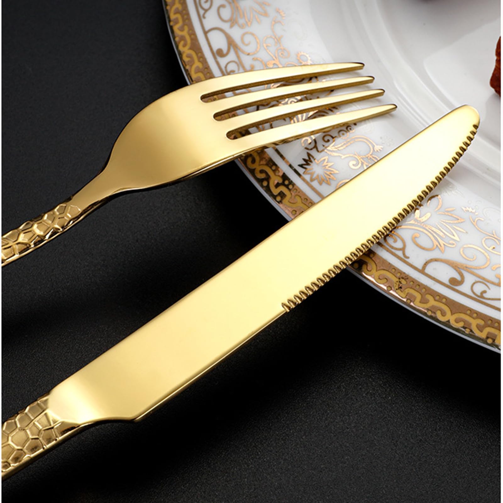 Goldenes, Elegantes Besteckset mit Hammermuster aus robustem Edelstahl, für 6 Personen, inklusive modischem, wiederverwendbarem Messer-, Gabel- und Löffelset für die Küche zu Hause