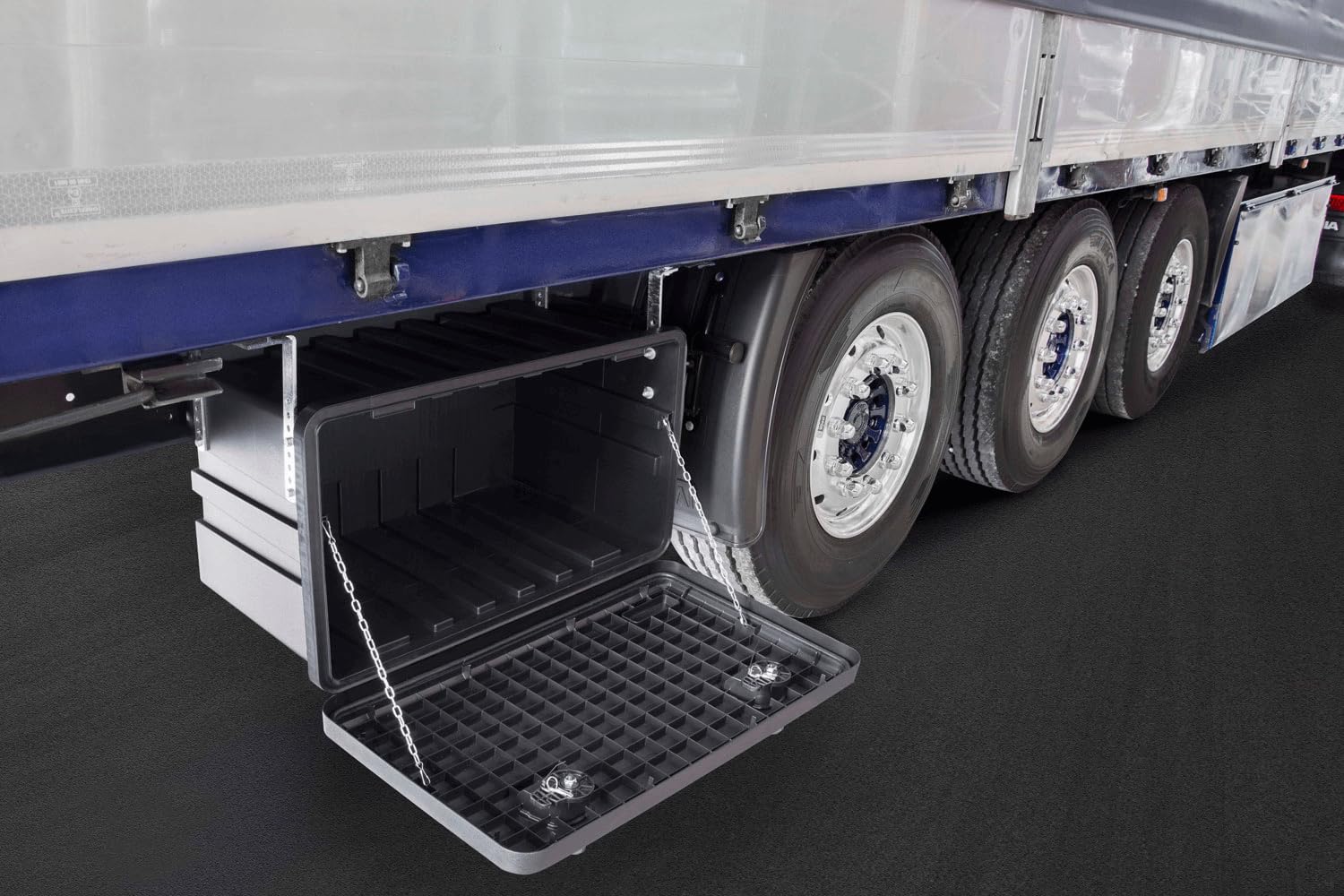 DAKEN Werkzeugkasten JUST 81106 Unterflurbox 750x350x450mm 75l für LKW Anhänger Transporter Nutzfahrzeuge Auflieger schlagfest wasserdicht Schwarz inkl 4 Schlüssel