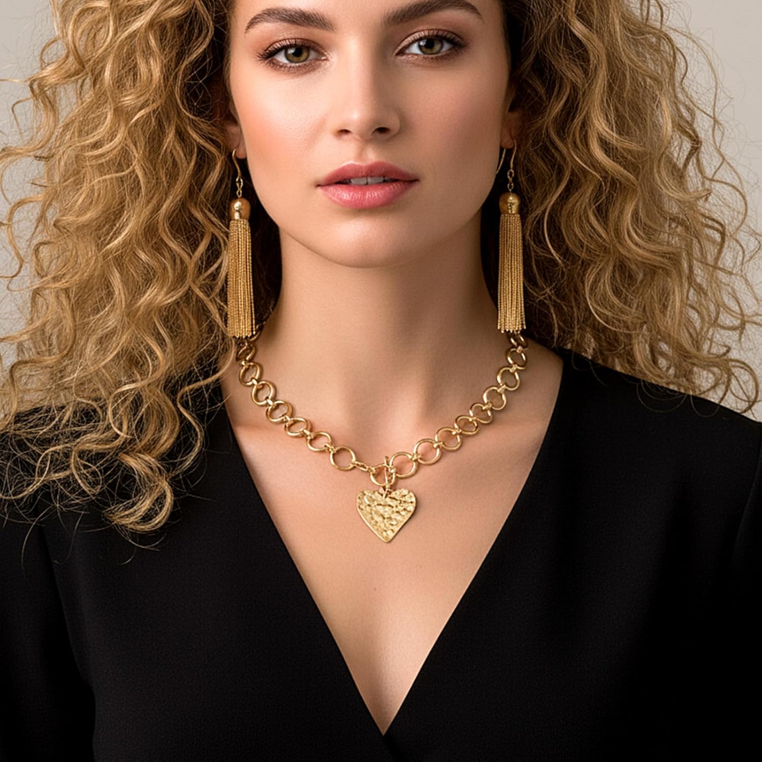 Xindojuz Chunky Gold Necklace for Women, Large Statement Hammered Heart Pendant Necklace, Gold Plated Vintage Chunky Paperclip Chain Necklaces for Women Trendy Jewelry Gift - Image 7