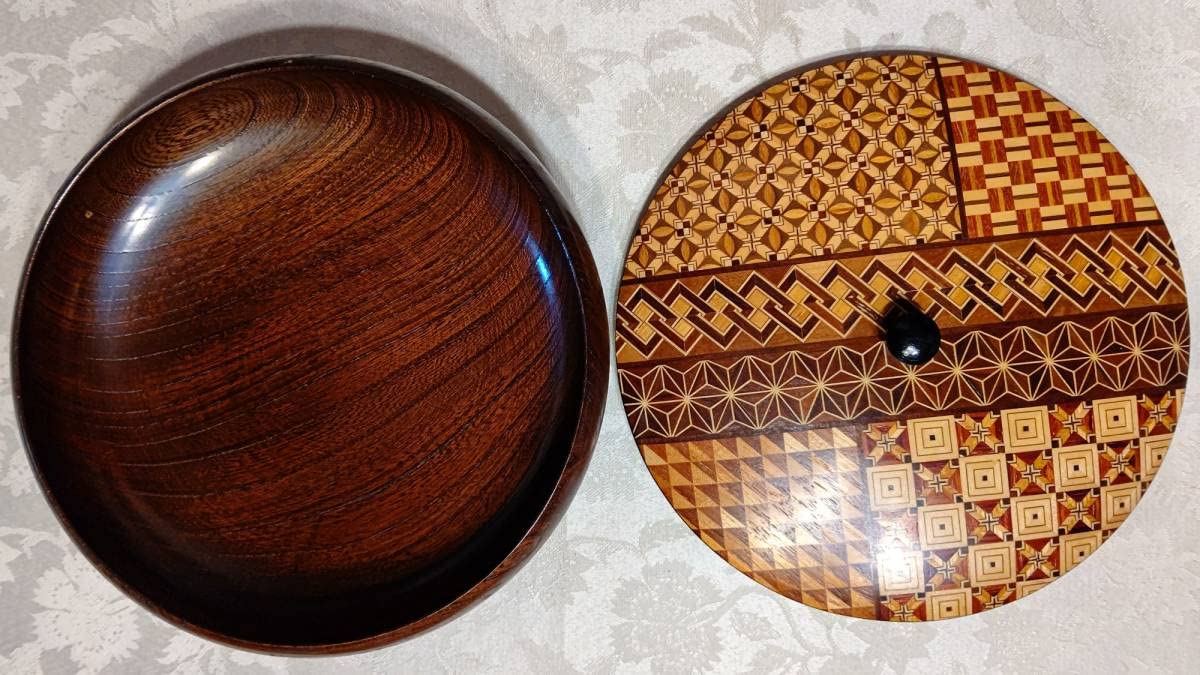 Amazon.co.jp: 箱根寄木細工 蓋付き 菓子器 菓子鉢 容器（20.8