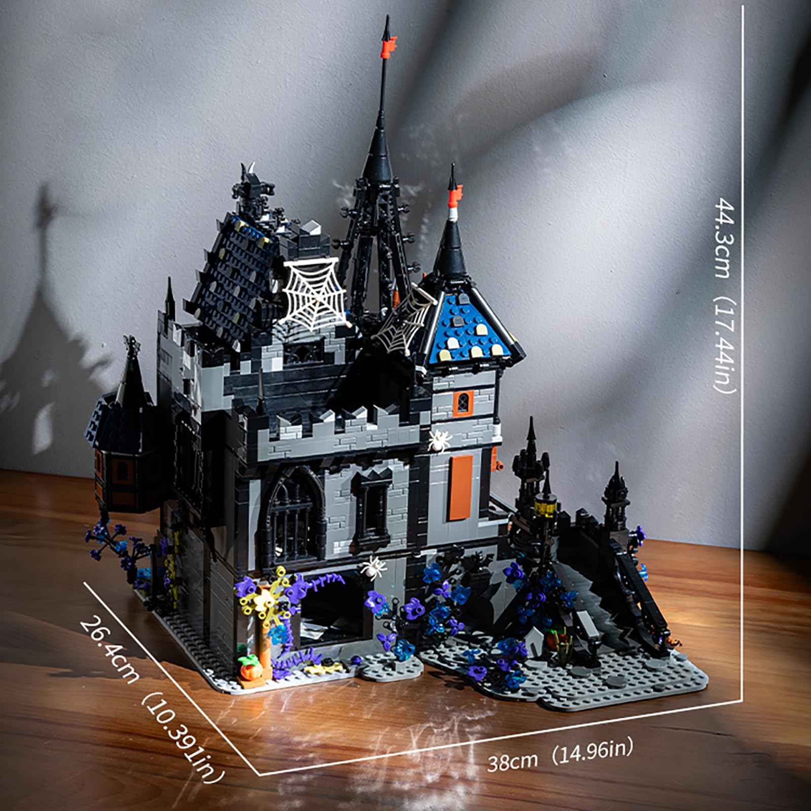 Set Di Costruzione Villa Dell'Horror Con Luci – 1171 Pezzi, Mattoncini MOC In ABS, Ispirato A Film Horror, Giocattolo Da Collezione Per Adulti E Bambini 14+, Regalo Gotico