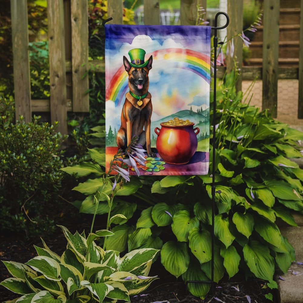 Caroline's Treasures DAC5487GF Belgian Malinois St Patrick's Day Garden Flag Mailbox Flag Decorative Yard Flag Banner Outside Patio Artwork Yard Flower Beds, Garden Size, Multicolor