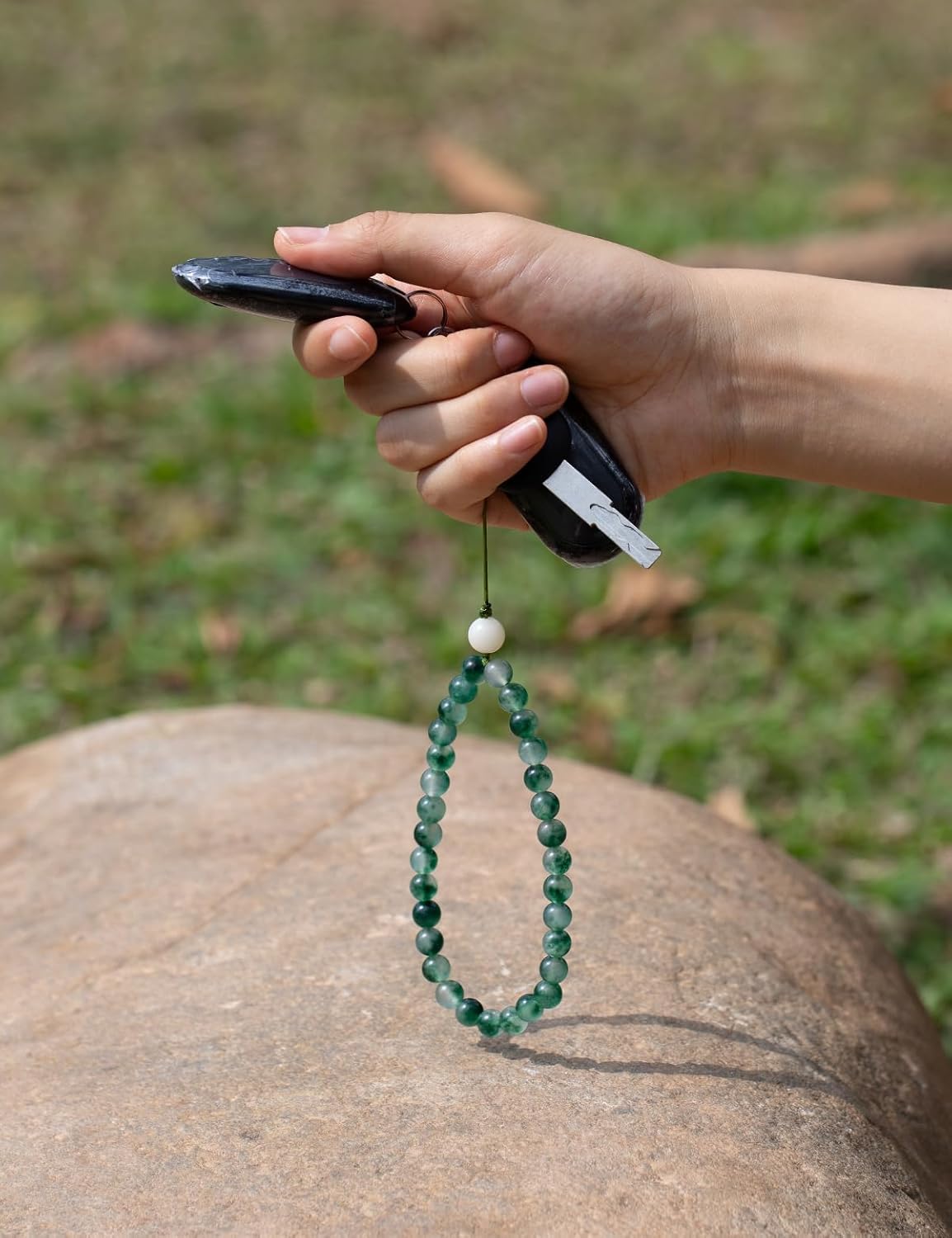 Handmade Natural Gemstone Gold Beaded Artificial pearls Charm Cell Phone Camera Lanyard, Wrist Strap, Phone Chain String, Keychain Decor for Wallet - Image 4