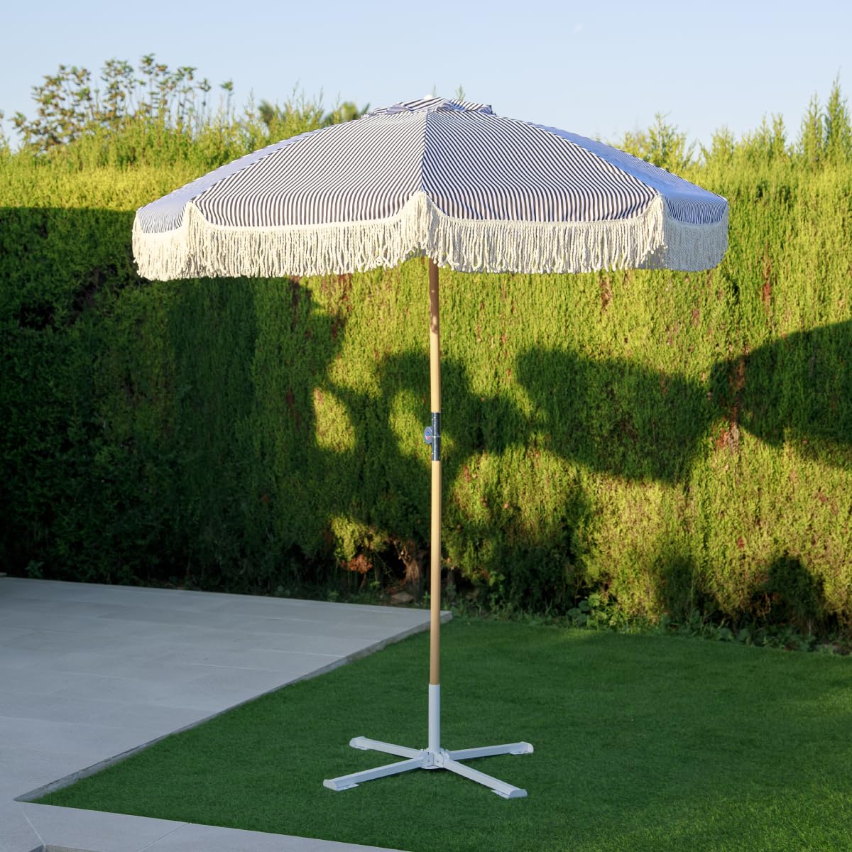 newgarden - Sombrilla Naranja de Tela y Flecos para Exterior, Playa, Jardin Ø 220 cm Plegable. Estructura de Acero Inoxidable Altura Ajustable para la Terraza y el Balcón
